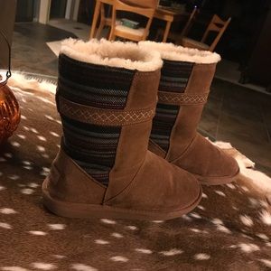 Minnetonka Boots